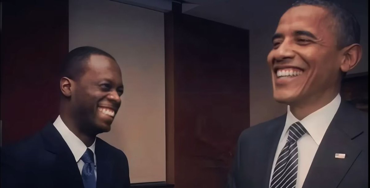 Obama-Unterstützer Pras Michél zu 14 Jahren Haft verurteilt: Die beiden hatten jahrelang gut lachen, weil ihnen über ein internationales Korruptionskarussell mehr als 100 Millionen US-Dollar zuflossen. Jetzt ist einem der beiden das Lachen vergangen. signal-online.de/pras-michel/