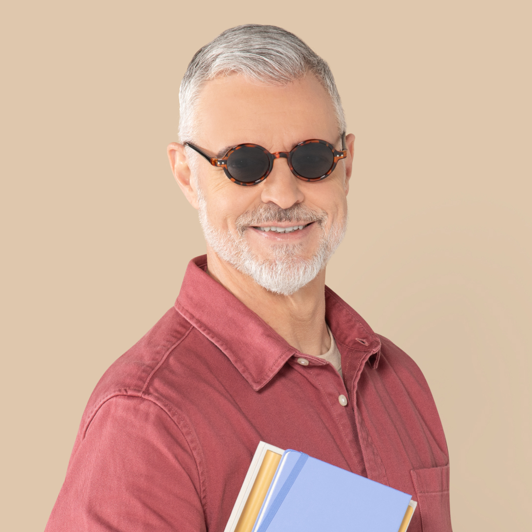 Readers.com® tweet media