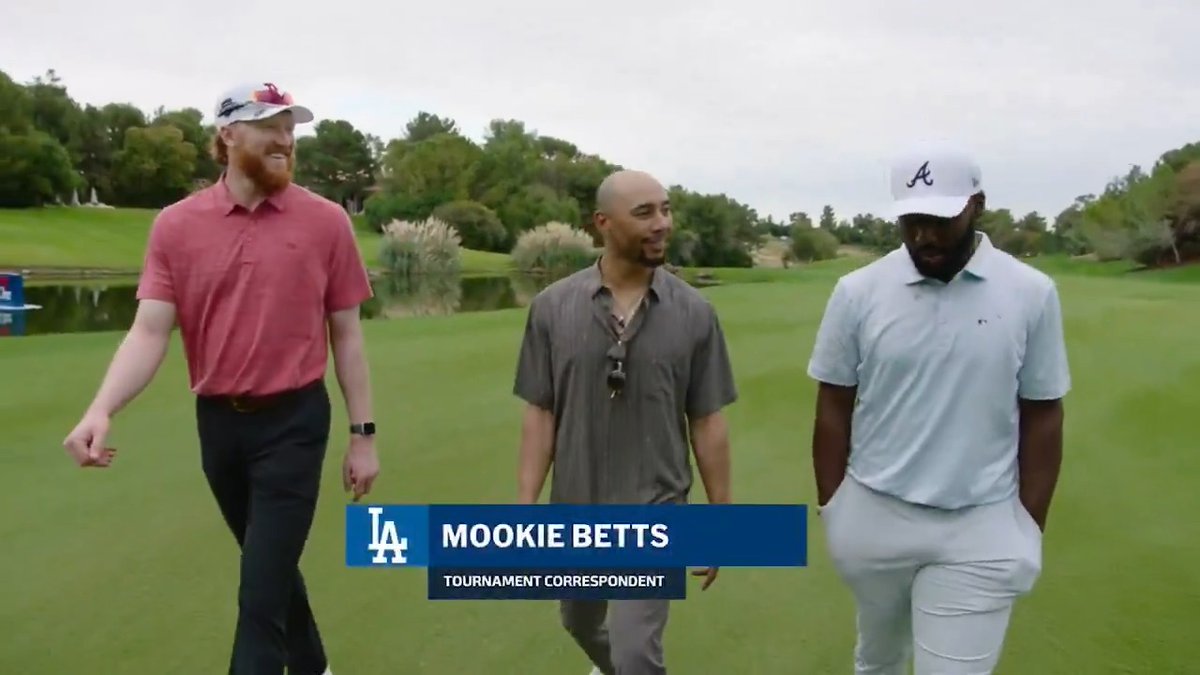 Mookie Betts: “Are you nervous?”
@MoneyyyMikeee: “I play baseball... I'm out here playing Shadow Creek, I'm just walking.” 😂

📺 @CapitalOne MLB Open 