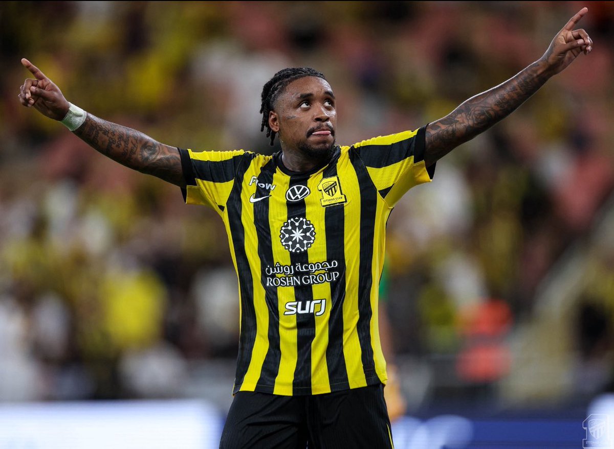 kn_11g's tweet image. أنا موعود الليله ..💛💛💛