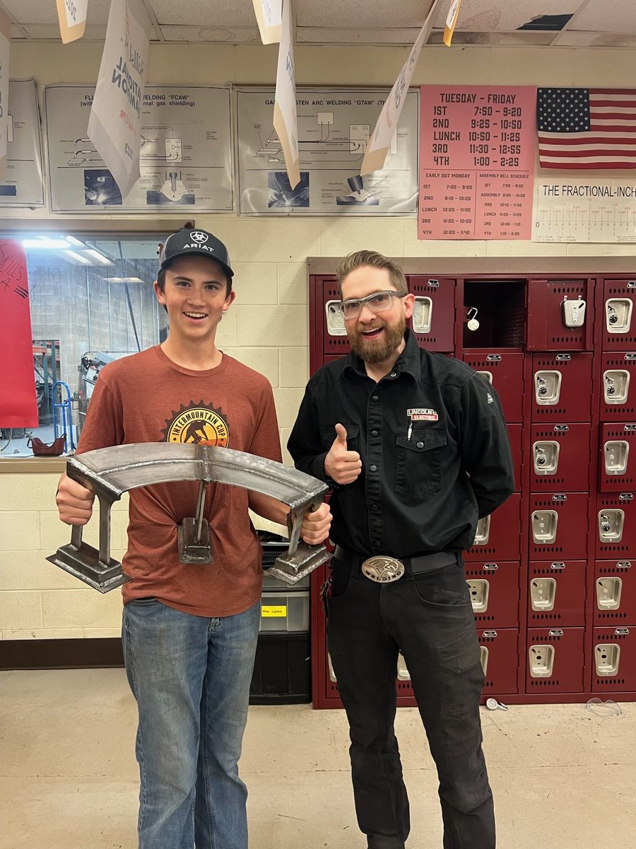 ProjectMfg's tweet image. National Welding League Competitors — Time’s Almost Up! ⏰

Round 1 ends TODAY at 5:00 PM, so make sure to submit your completion photo!

1 photo must be submitted to competitions@projectmfg.com
 that includes:
👤 The competitor
👨‍🏫 The instructor
🛠️ The completed project