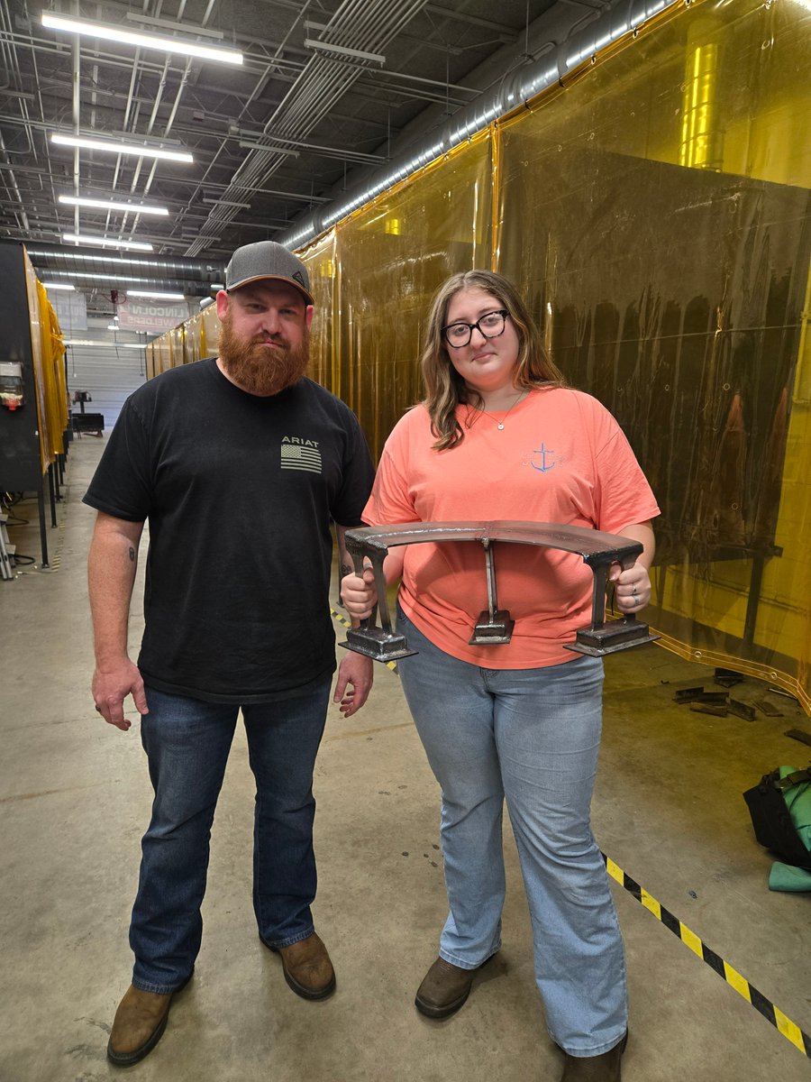 ProjectMfg's tweet image. National Welding League Competitors — Time’s Almost Up! ⏰

Round 1 ends TODAY at 5:00 PM, so make sure to submit your completion photo!

1 photo must be submitted to competitions@projectmfg.com
 that includes:
👤 The competitor
👨‍🏫 The instructor
🛠️ The completed project