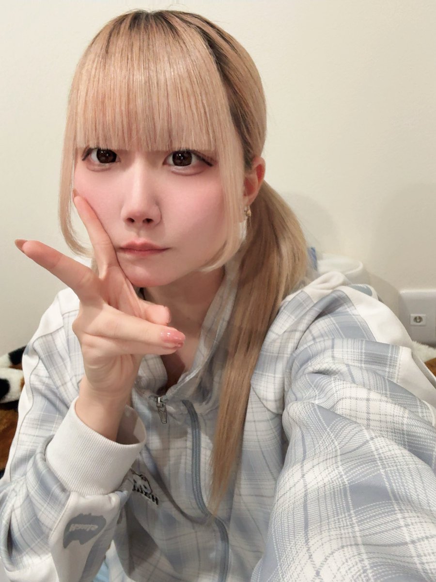 りる🧸💜リトルホワイト (@riru_rr4) / Posts / X