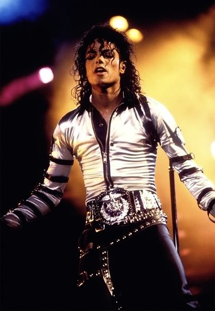 anniinareunanen's tweet image. Michael Jackson, Bad tour 1988 🩷✨
#MichaelJackson