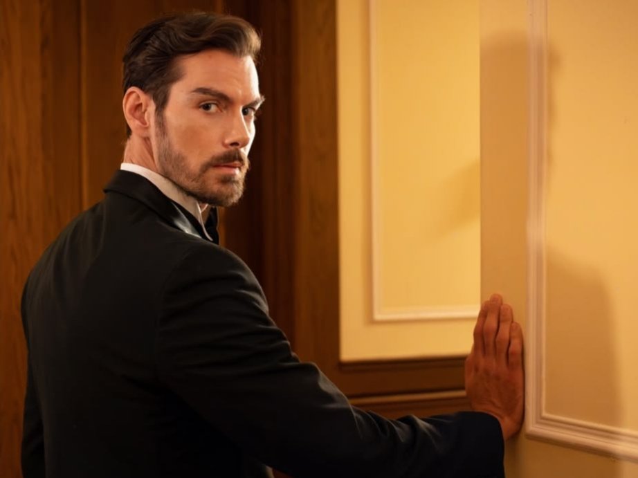 Τι γοητεια είναι αυτή; 🔥
Ποιος να του πει τι;
#GrandHotel