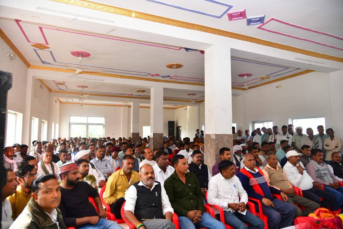 VickramSwamiINC's tweet image. राजस्थान प्रदेश कांग्रेस कमेटी निर्देशानुसार विशेष गहन पुनरीक्षण (SIR) प्रक्रिया में ‘वोट चोरी’ रोकने के महाअभियान को लेकर हिंडौली विधानसभा में विधायक श्री @AshokChandnaINC जी के नेतृत्व में बूथ लेवल एजेंट्स (BLA) का प्रशिक्षण कार्यक्रम आयोजित किया गया।
कांग्रेस पार्टी का एक - एक…