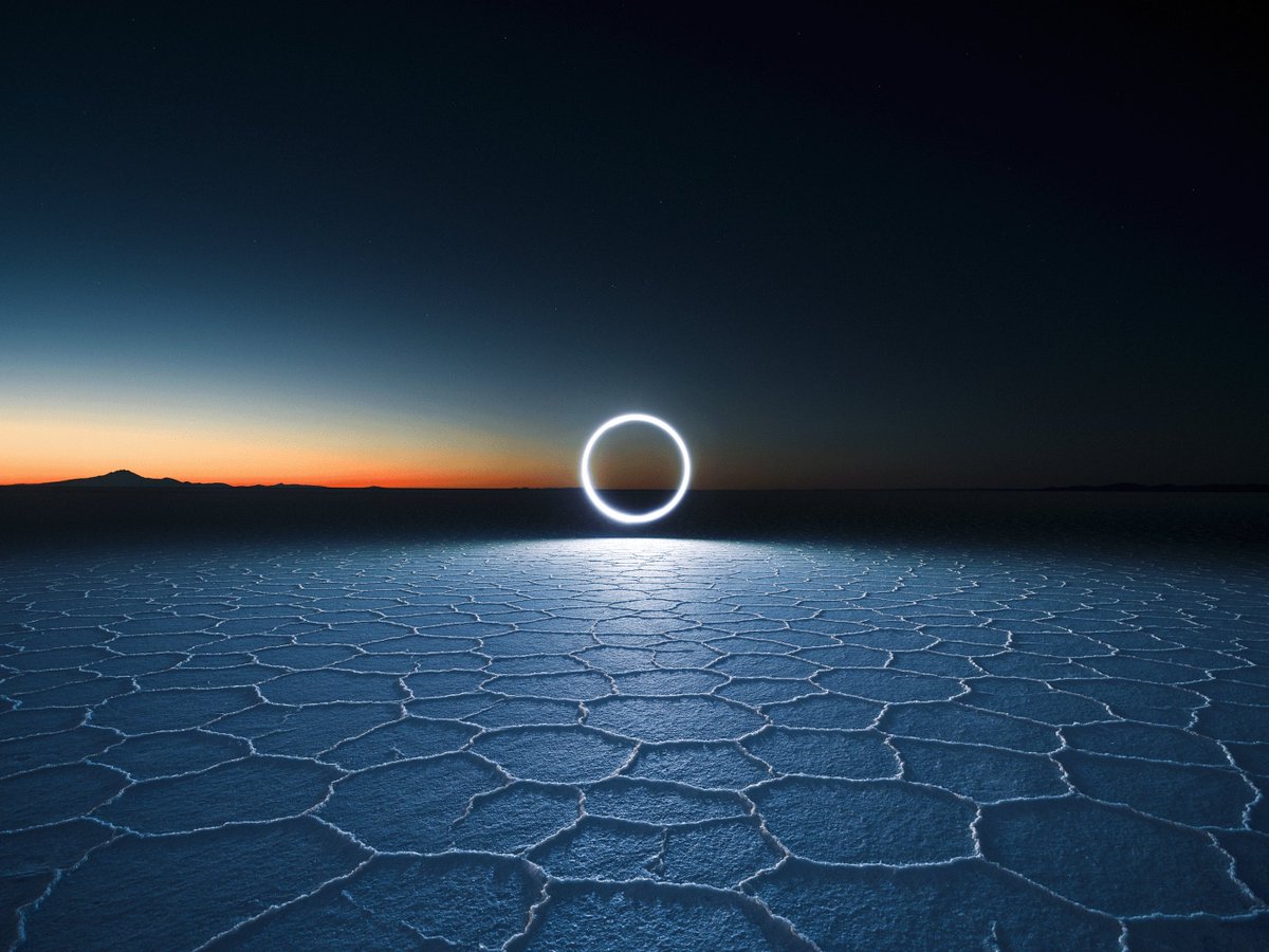 johnknopf's tweet image. My next guest is @Reuben_Wu, the National Geographic legendary photographer behind the epic Stonehenge cover story and a founding member of the band Ladytron. We went deep on creativity, stage fright, touring, drone photography, NFTs, family, and striving to do things differently…