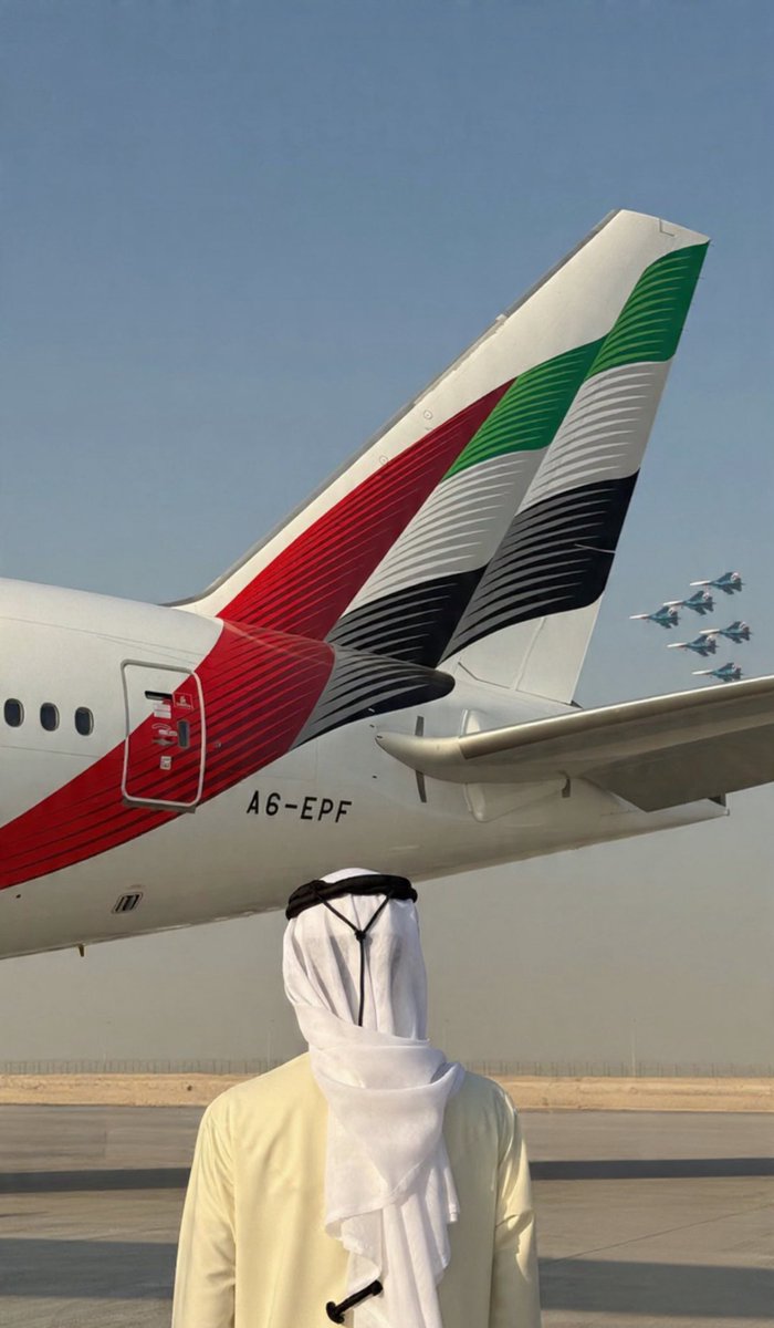 _n9bs's tweet photo. Dubai Airshow ✈️ https://t.co/uu11RsOrUl