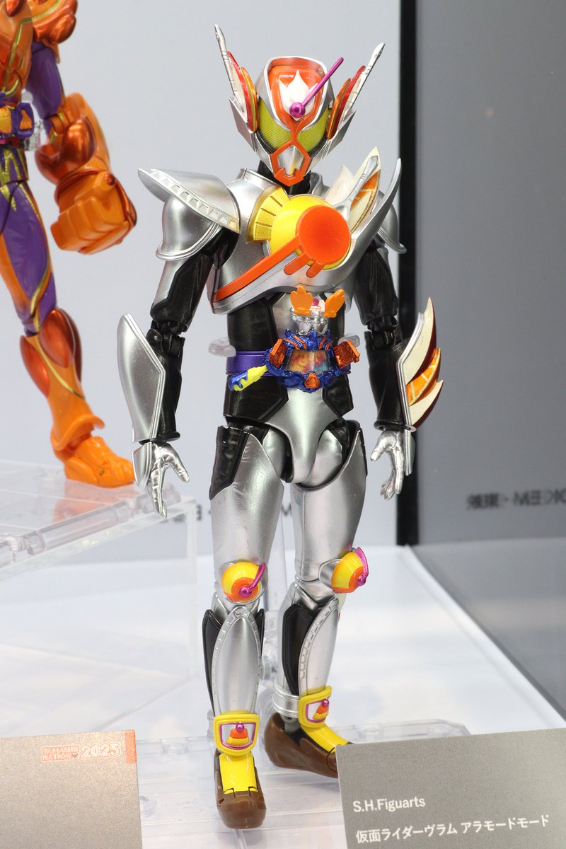 S.H.Figuarts 仮面ライダーヴラム アラモードモード
