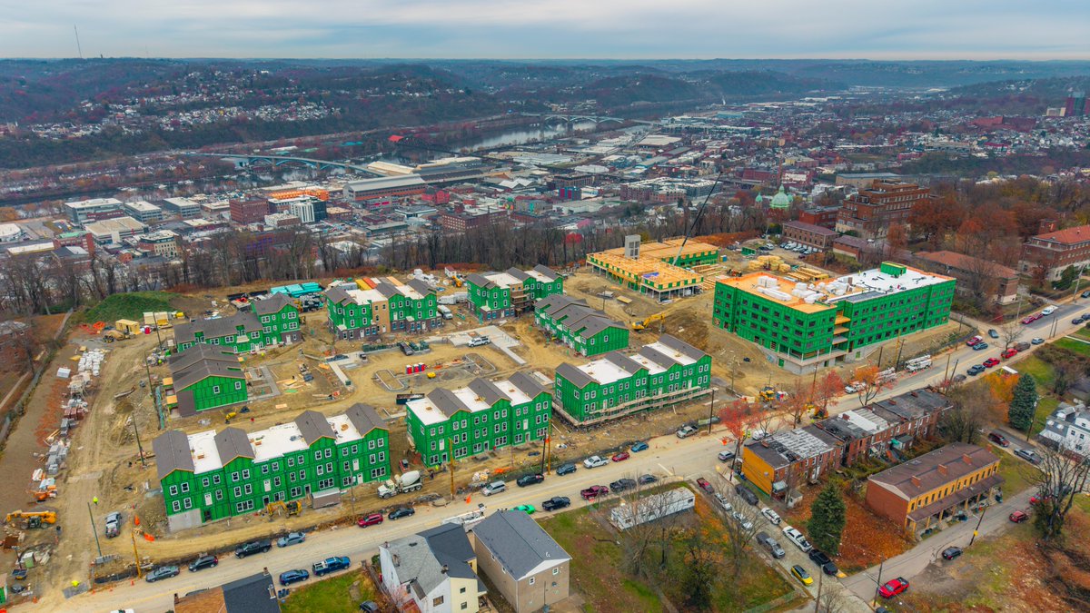 84LumberNews's tweet photo. Looking good in green. 🔥✅🚧 

#84Lumber x @huberwood #ZIPsystem

Job sites stay protected. Builds stay on schedule.📍 #Pittsburgh https://t.co/CAPMp89COe