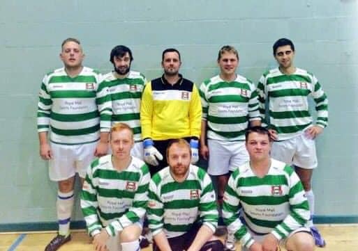 FCCityofWxm's tweet image. Our 1st ever Men&apos;s #Futsal side that competed in the Wrexham Futsal Friday Night League back in 2013.  Great times. 

#FCCityOfWxm #TheRobins