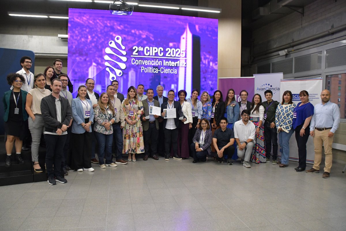 Universidad de América tweet media