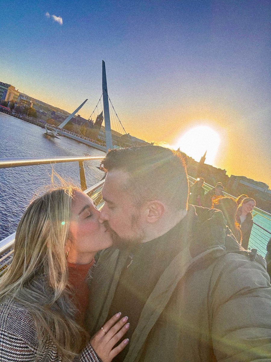 Geilysmc's tweet image. Olvídate de la olla de oro… yo encontré a un irlandés. 💚✨
Forget the pot of gold… I found an Irishman instead. 💚✨
@MarkOSullivan94