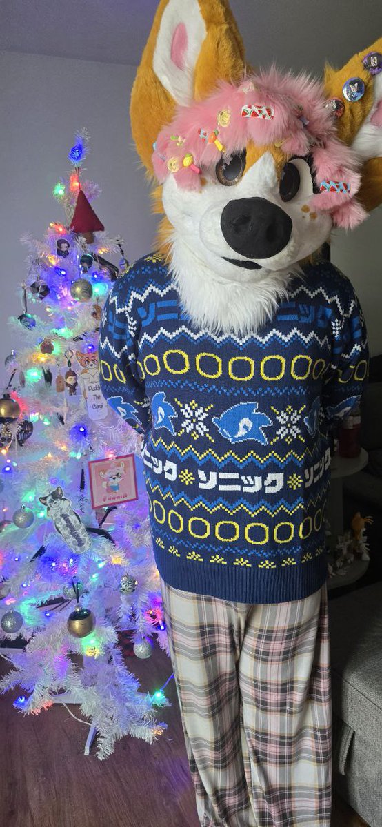 Happy fursuit friday with a good ugly sweater!! :3 #Fursuit #fursuitfriday #furry