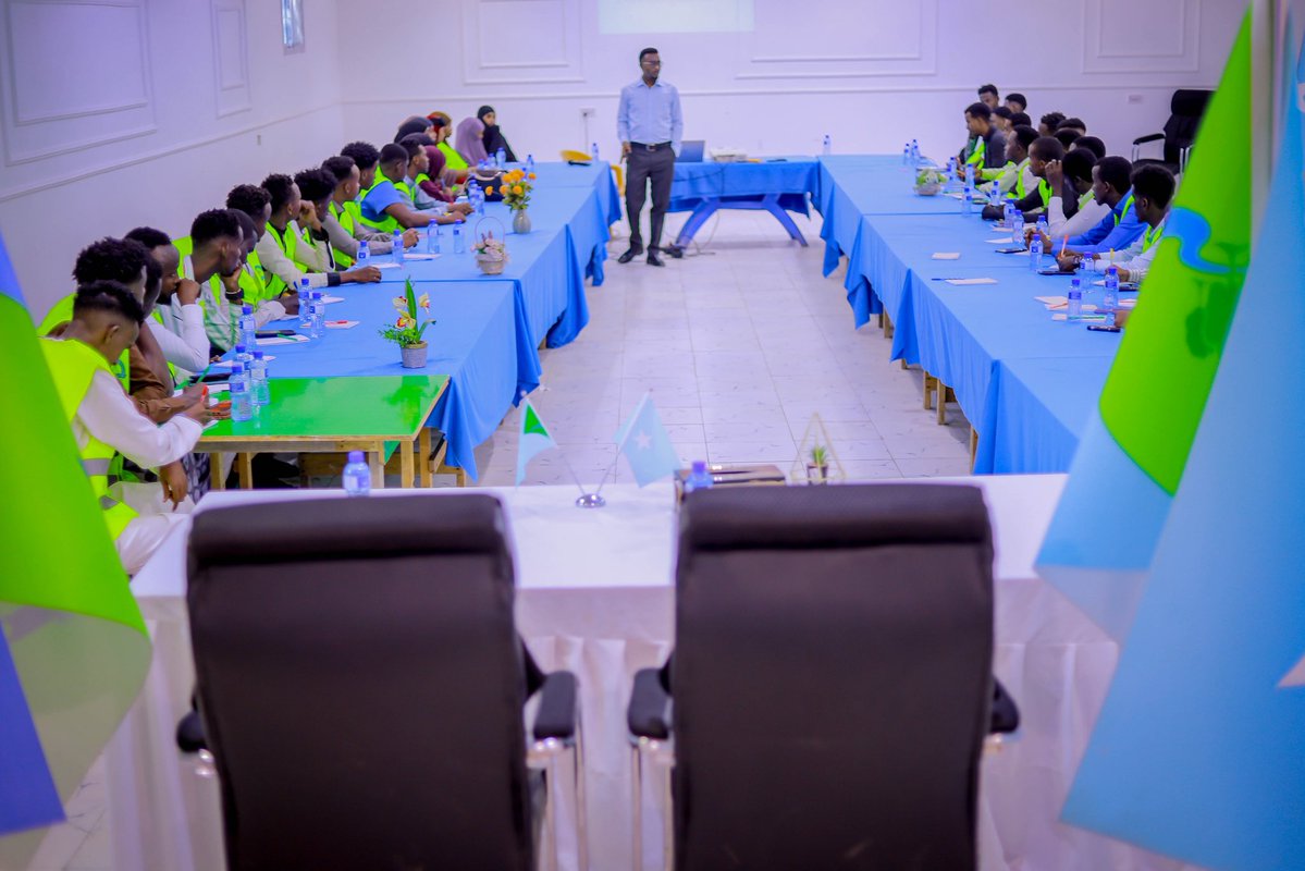 NIEBCSomalia's tweet image. Waxaa maanta Degmada #Balcad ka furmay Tababarka howlwadeenada diiwaangellinta oo dhawaan bilaabi doona diiwaangellinta Codbixiyeyaasha.