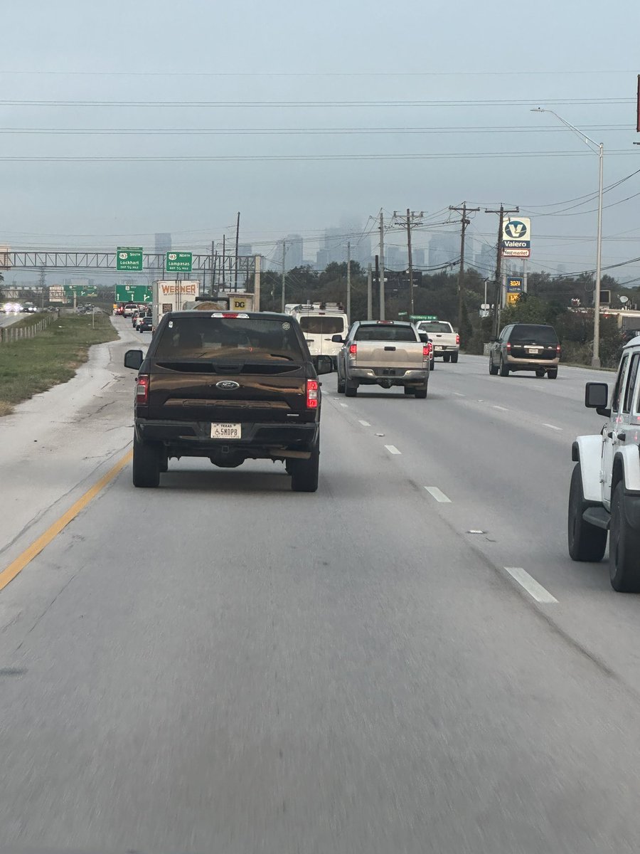 Tackle71Wall's tweet image. Ugh traffic — bumper to bumper - stop-go-stop-go for 30 Miles!!
Sigh
I do not miss this city-at all. 
Austin Texas
#austintexas