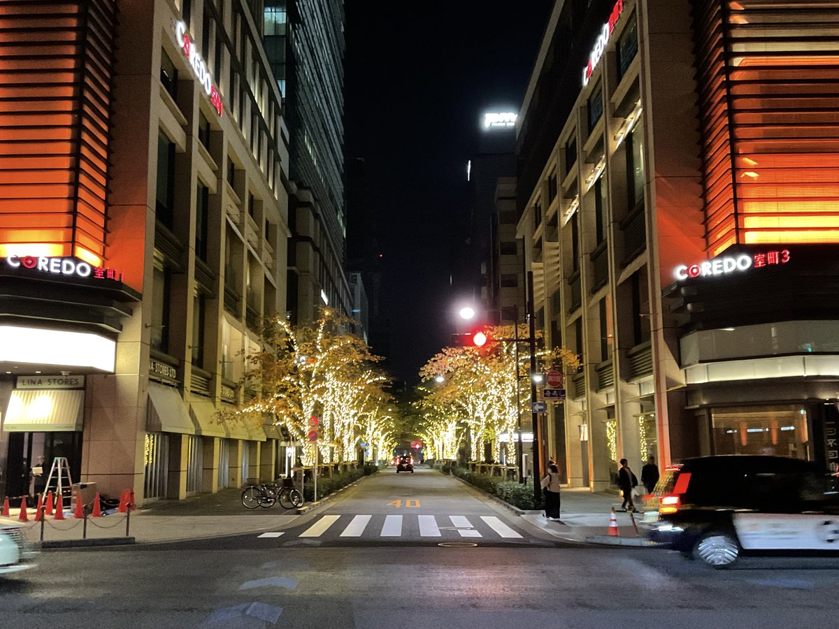 いつのまにかイルミネーション出来てた