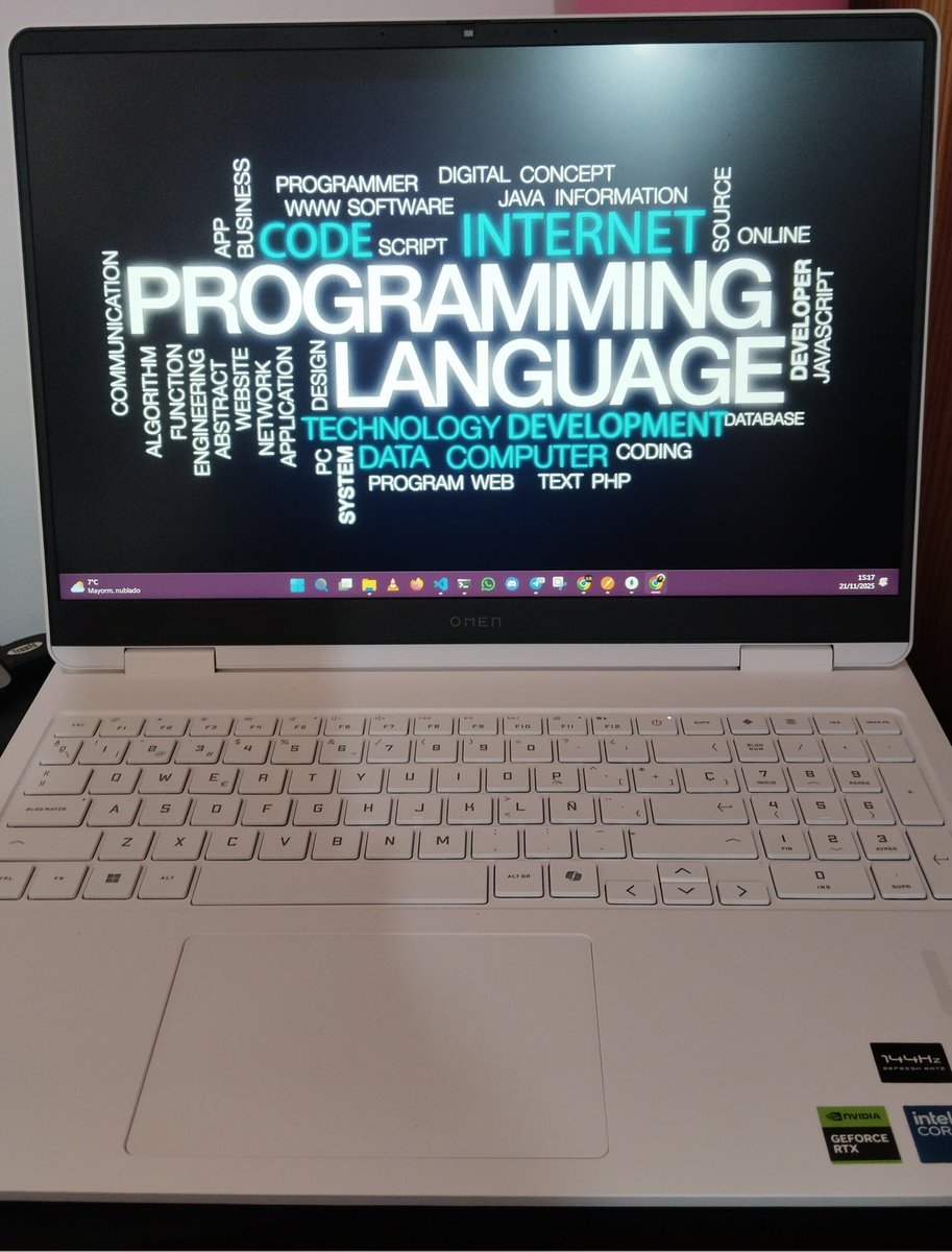 clmincode's tweet image. Hay cosas que no tienen precio.
😁😎🫡 #dev