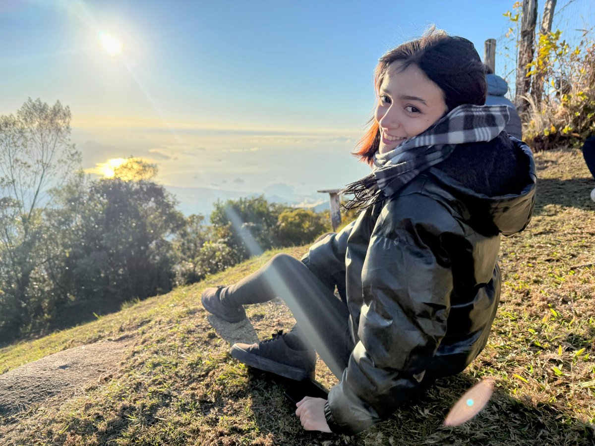 pocket_isa's tweet image. ✨
•02 (tô velha). 
•Ela / dela. 
•Formada em RH, migrando para área de TI
•Eng/pt-br.
•Back-end.
•Kpoper, fã de nu-metal,indie rock,MPB, e coisinhas fofas apesar de ser meio emo.
rt/🖤
#100diasdecodigo #studytwt #studytech
#bolhadev