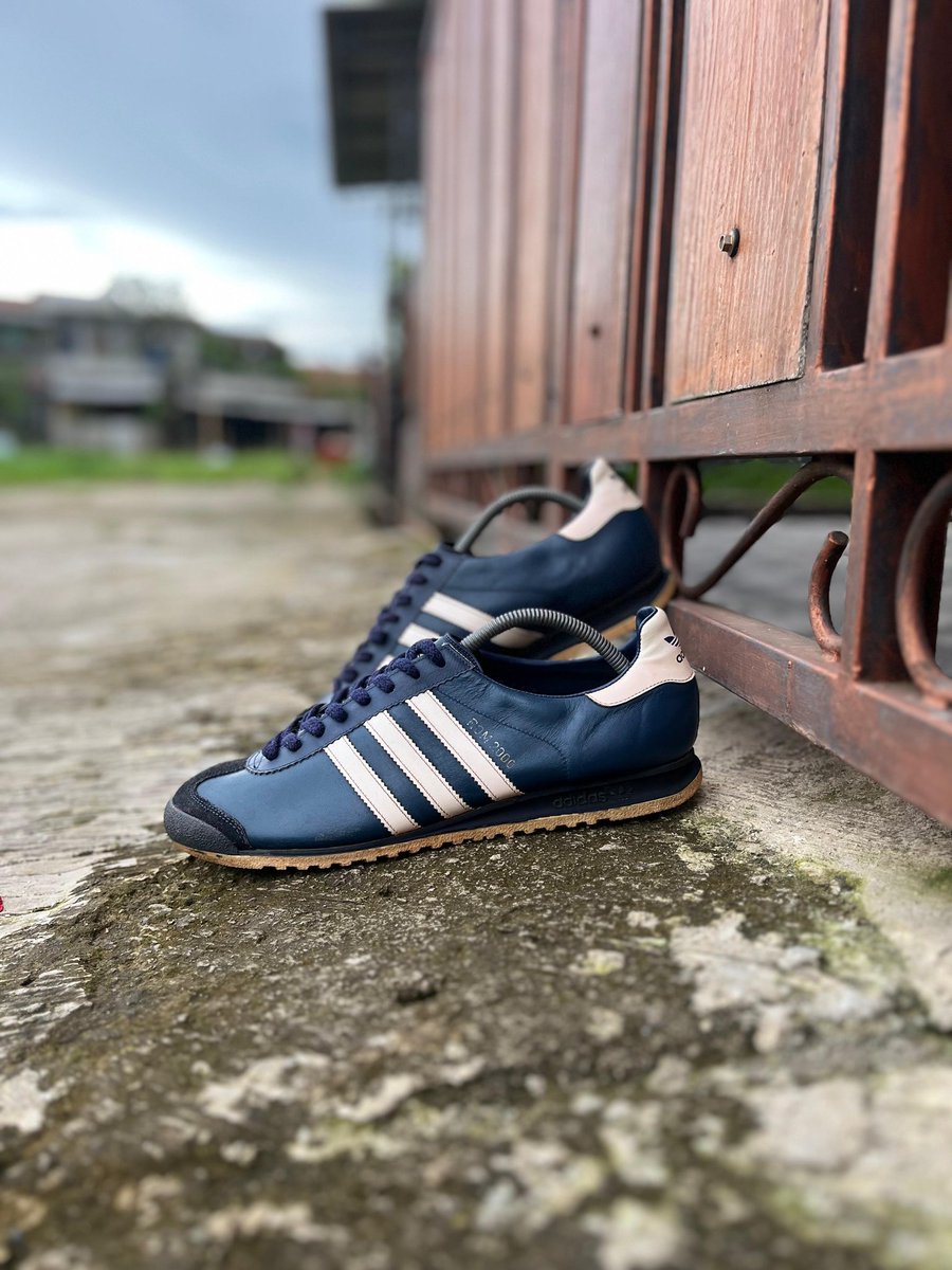 farizskmr's tweet photo. Vintage Adidas ROM 2000 made in Yugoslavia for sale
Size UK10.5 No og box
£145 delivered to EU, Asia, USA

Paypal payment FnF or add 4% for GnS

Ig @solecollections.id

#adidasvintage #vintageadidas #adidasspezial #adidasspzl #AdiFamily #3stripes4life https://t.co/jobjUW0veL