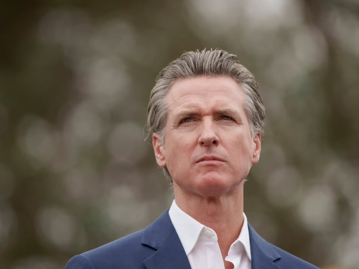 Bbaker1321's tweet photo. If he runs, I’ll be on team Gavin in the 2028 presidential election! (If we get to have another one)
Gavin has all the right qualifications to be a successful president. Let’s do it @GavinNewsom!!!
#TeamGavin #GavinNewsom #LeaderOfTheFreeWorld #gavinwasrightabouteverything https://t.co/IwxBehRyma