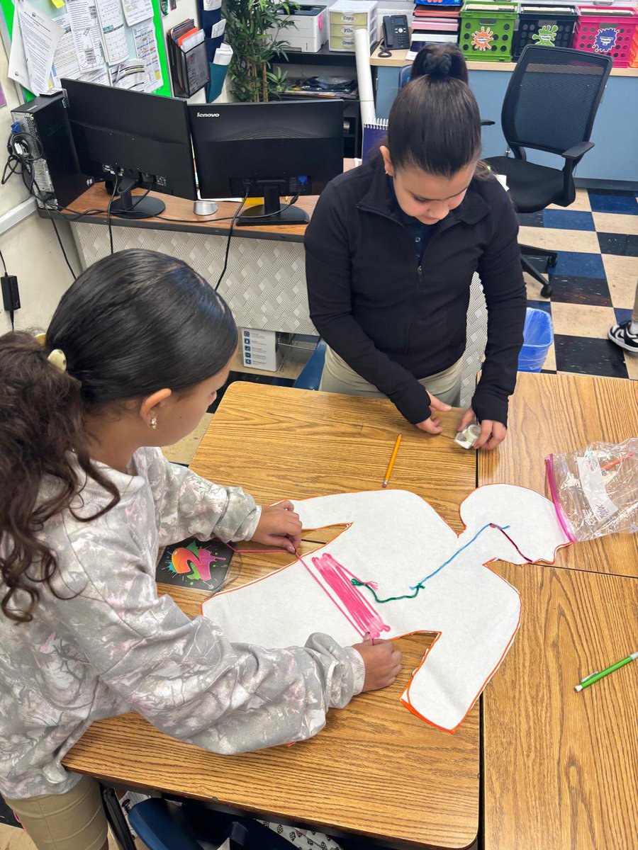 MDCPSSci's tweet image. Learning all about our Digestive System 🩻 @CaribbeanK8CT. 

Every day is an opportunity to infuse and love science @MDCPS. 

#YourBestChoiceMDCPS 

@AileenVega123 @WendyForteza @DaneMDCPS @NestorEMarcia @MDCPSSTEAM @AcademicsMDCPS @alexsantoyo75 @Kcscott1212