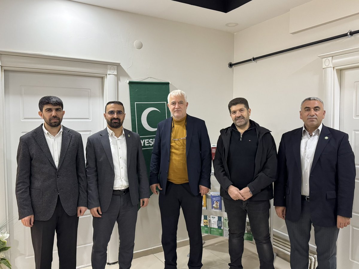 Yeşilay Cemiyetini ziyaret ederek bağımlılıkla mücadelede kararlılığımızı bir kez daha vurguladık.

Uyuşturucu ve tüm bağımlılık türlerine karşı hep birlikte hareket etme konusunda mutabık kaldık.

Gençlerimizin geleceğini korumak için mücadelemizi kararlılıkla sürdüreceğiz.