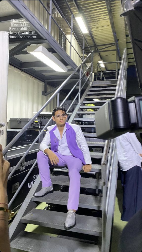 havanity_ofc's tweet image. Harry Vaughan&apos;s aura is really something ✨

HARQEEL TIKTOK AWARDS
#HQSPOTLIGHT
#HARQEELONTIKTOK