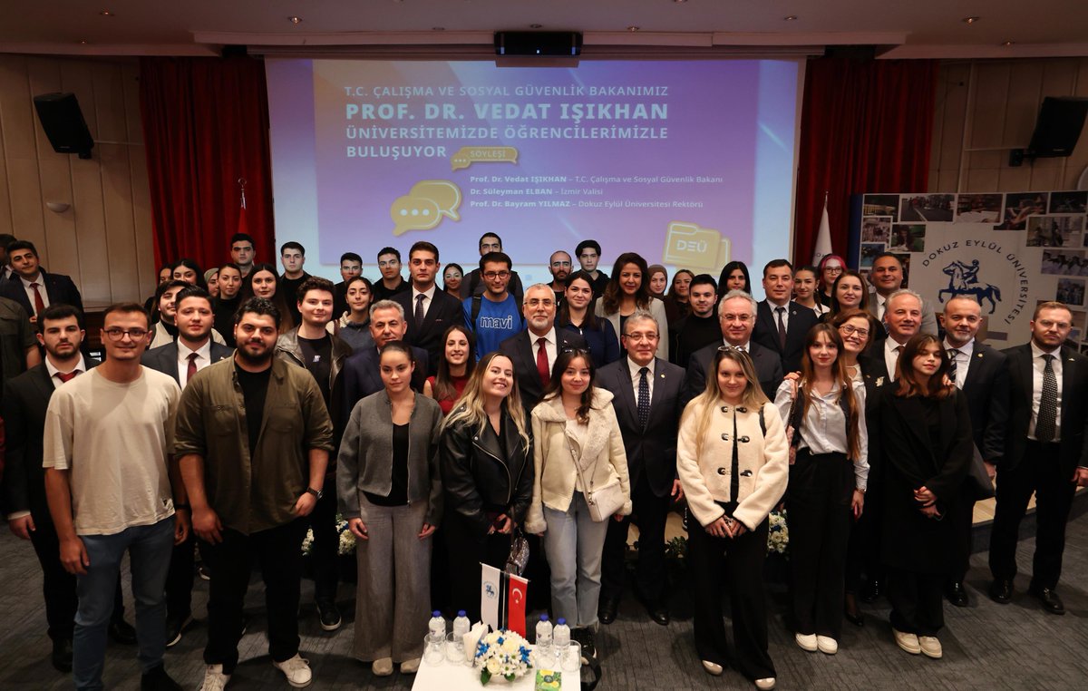 💫Kampüste İŞKUR Gençlik Var!
 
Kalpleri pırıl pırıl üniversiteli kardeşlerimizle İŞKUR Gençlik Buluşması’ndayız.
 
Mesleki deneyim ve gelir elde etmek isteyen evlatlarımız için hayata geçirdiğimiz İŞKUR Gençlik Programımıza gösterdikleri yoğun ilgi için teşekkür ediyorum.💐

Her
