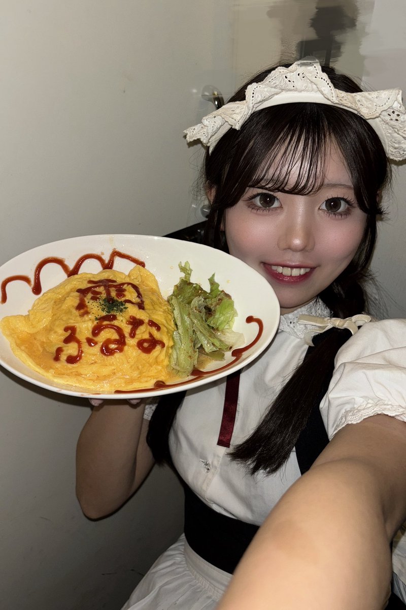 遅番カウンターでした🥃

本当に寒くなってきたね~❄️

冬服がお家にあまりないので、今年こそダウンを買おうと思ってるんだけど、、

オシャレより機能やコスパ重視だからウルトラライトダウンが手放せない‼︎
みんなのおすすめアウターがあったら教えてください🥺

では、おやすみなさい💤