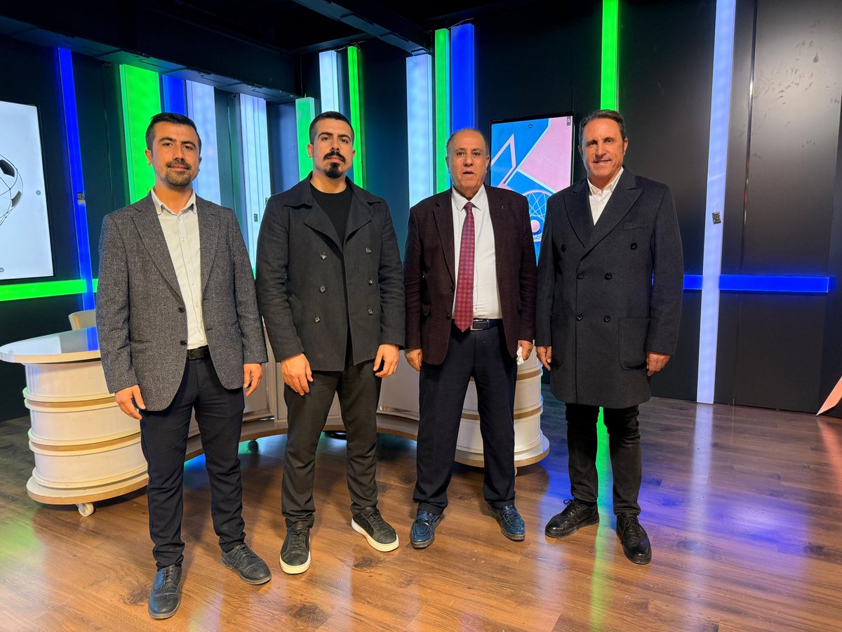 zahirkandas's tweet image. OSB ve VATSO başkanlık dönemlerimde birlikte büyük bir mücadele verdik. Ankara’yı adeta Van için seferber ettik; birçok sorunu anında çözüme kavuşturduk ve güçlü bir Van lobisi oluşturduk. Hiçbir zaman eğip bükmeden, dik durarak, dönemin siyasetçileriyle iş birliği içinde…