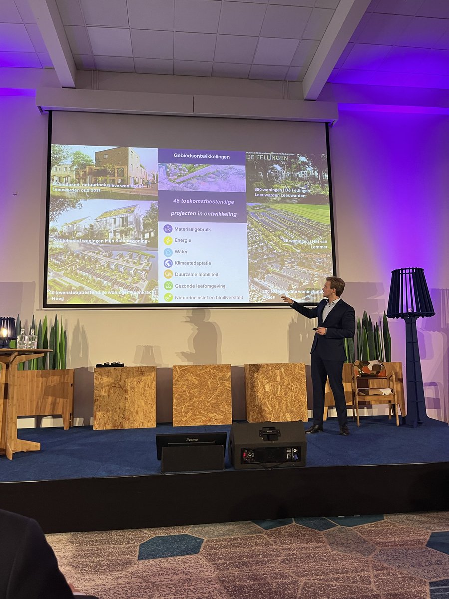 RonaldSpoelstra's tweet image. Bijeenkomst @CirculairFRL in @wtclnn mede via @freonen 
Wederom top bijeenkomst met alles wat er speelt qua #circulariteit 
Goede deelsessies 
Ook veel aandacht voor #Duurzaam isoleren met #biobased isolatiemateriaal