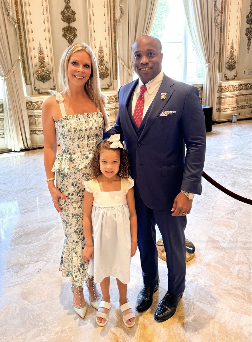 Wesley Hunt tweet media