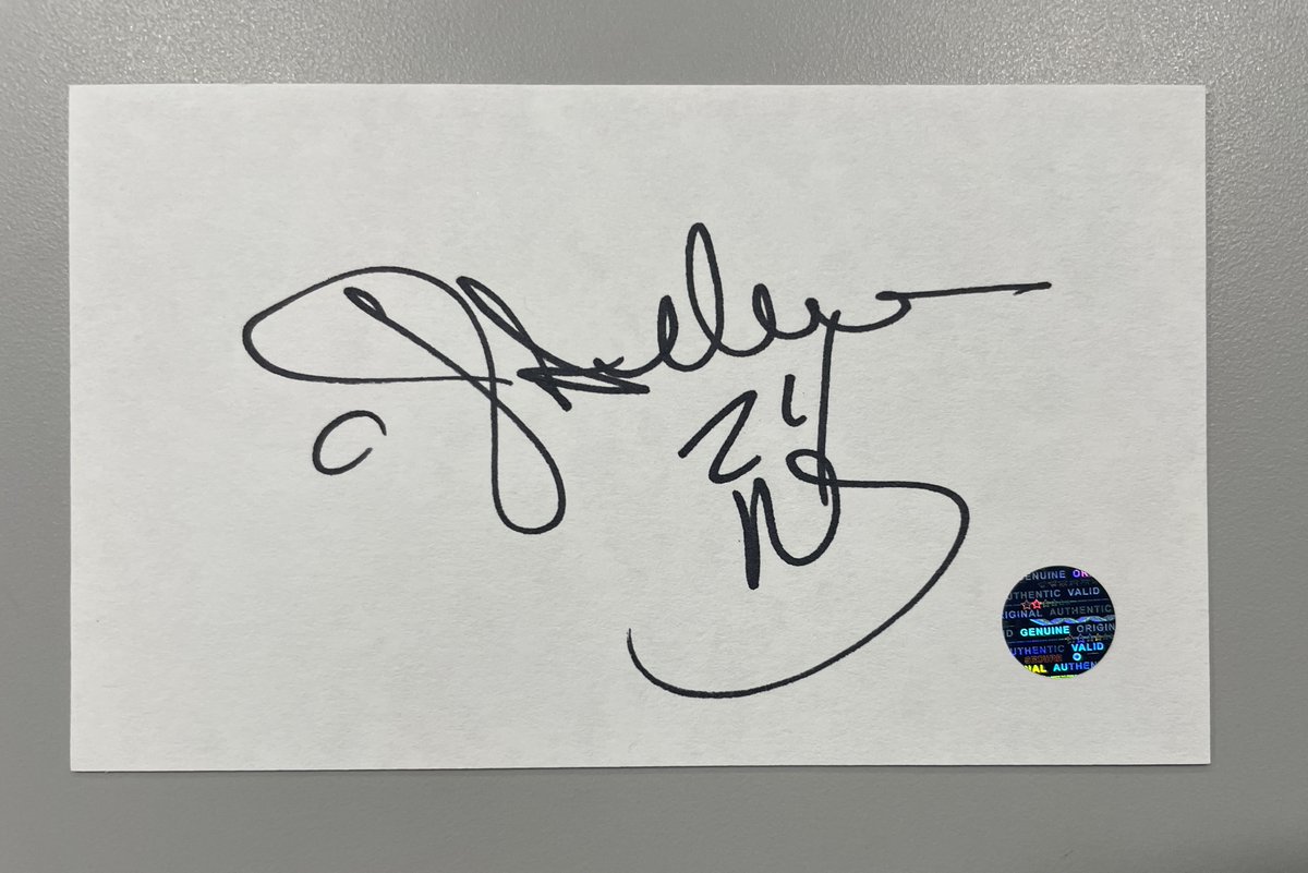 martylyonsfdn's tweet image. ...another🚨FLASH SALE FRIDAY🚨

Signed Index Cards: - @Giants Legends:
- 3x5 of Leonard Marshall.
- 3x5 of OJ Anderson.
- 3x5 of David Tyree.
- All come w/ a COA from our Foundation.  $10 each; FREE shipping; 1st person to comment w/ the player name, buys that item.

#BigBlue
