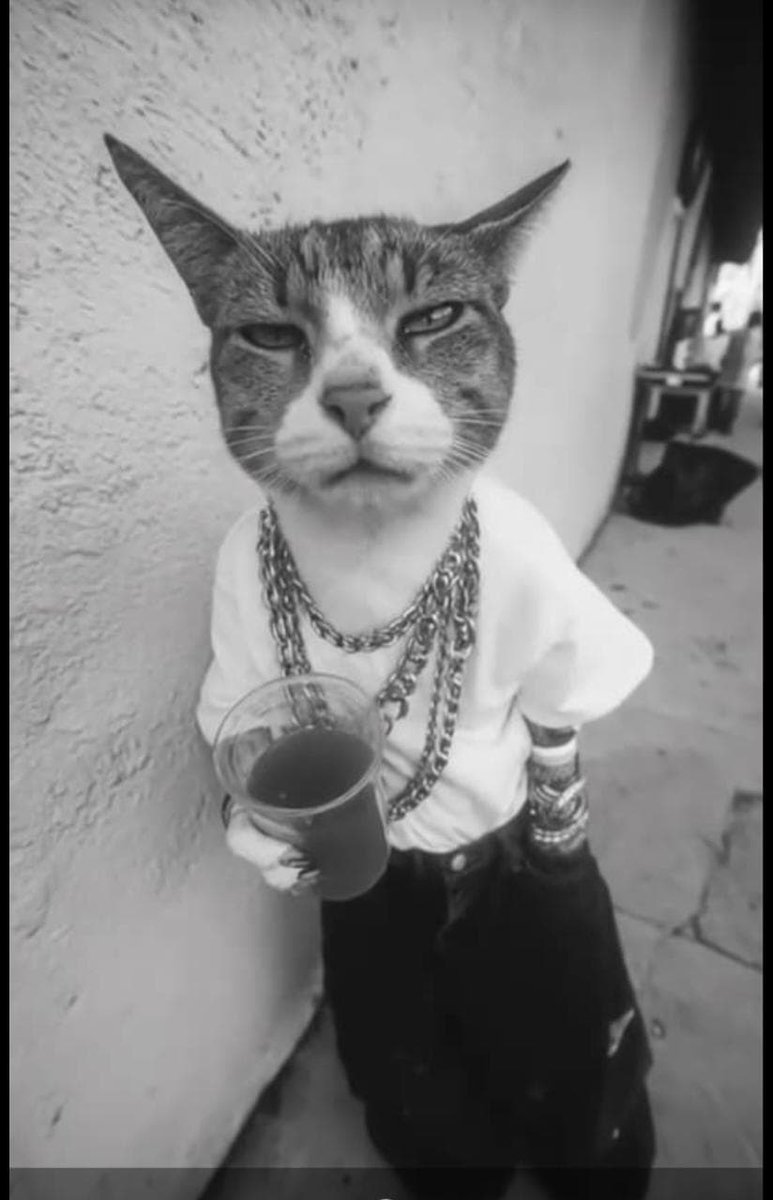 Watu wangu wa Kangundo #chromoka iko area Leo 🔥🔥@ndegwakimunya tokea na mbogi lazima niamue!! 
Masaa ni ya kuchromoka nunua Chrome Gin ama Vodka,  scratch label → tuma code to 22110 
Scratch the chrome bottle and win prizes!!!! 
#chromoka