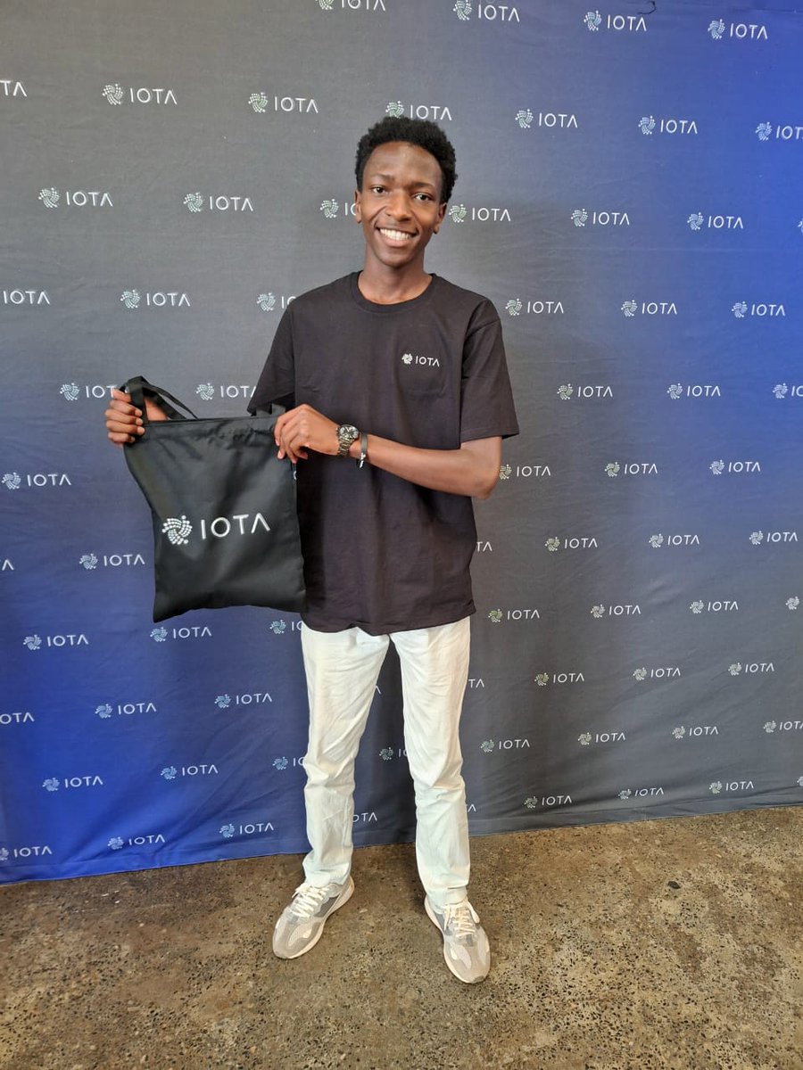 tonniekang001's tweet image. The IOTA Nairobi Meetup is on fire! 💥 Grateful for the knowledge, the people, and the cool swag. Innovation lives here! 🇰🇪✨ #IOTA #Web3Africa #iotanairobimeetup 
@iota 
@DecentrixAfrica