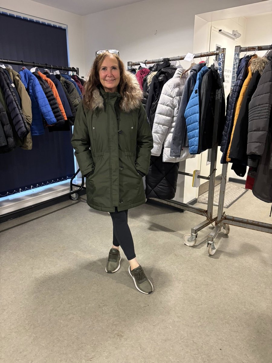 A winter coat recycle session will be held at Prescot Town Hall this evening (Fri 21st Nov) from 4.30pm - 7.00pm. Come and get a FREE winter coat and help support our recyling initiative.
