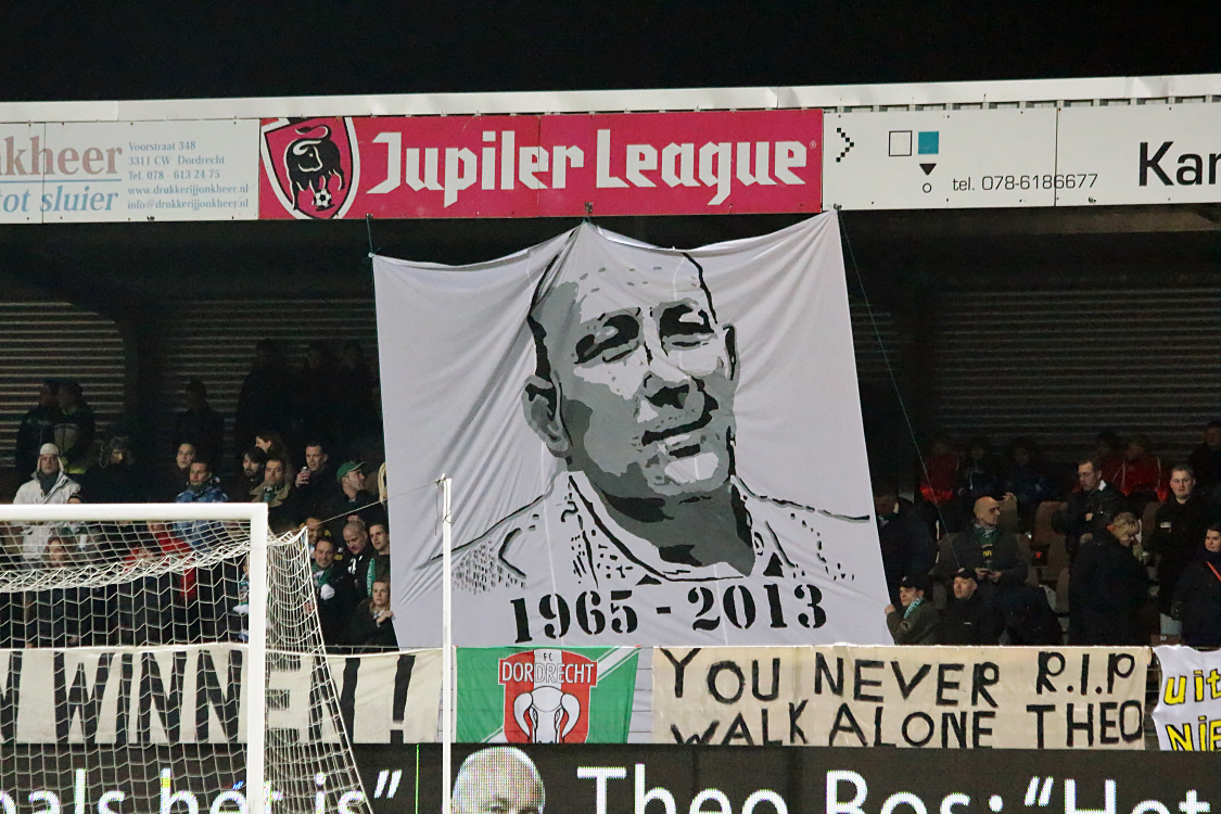 FC Dordrecht - Vitesse, een wedstrijd in de geest van Theo Bos

In de 4e minuut eren wij Theo met een hartverwarmend applaus. Ga staan en klap mee! 

#fcdordrecht #vitesse #dorvit #dordrecht #kkd #theobos