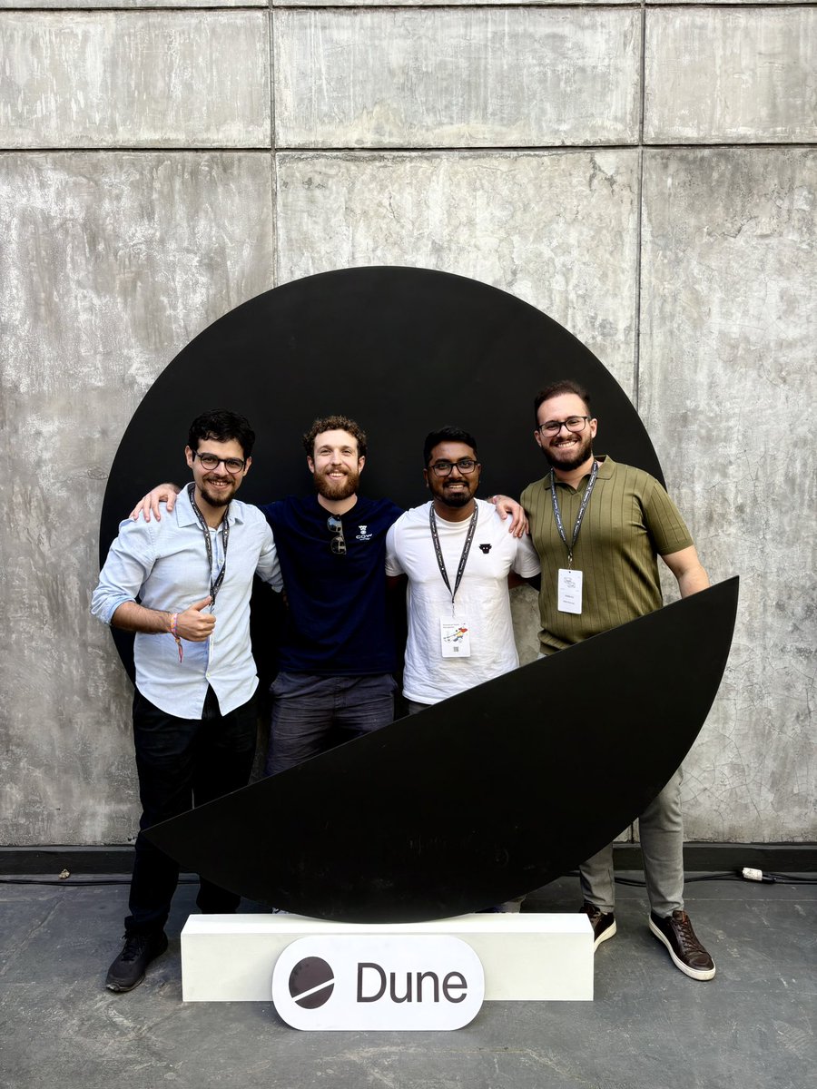 Perigoway's tweet image. Shoutout to @Dune for this amazing event. Interesting talks, great and friendly people to connect with, a top level organization, and delicious food and drinks. You really know how to host an event. Thank you to everyone working behind the scenes to make this happen.
#DuneCon25