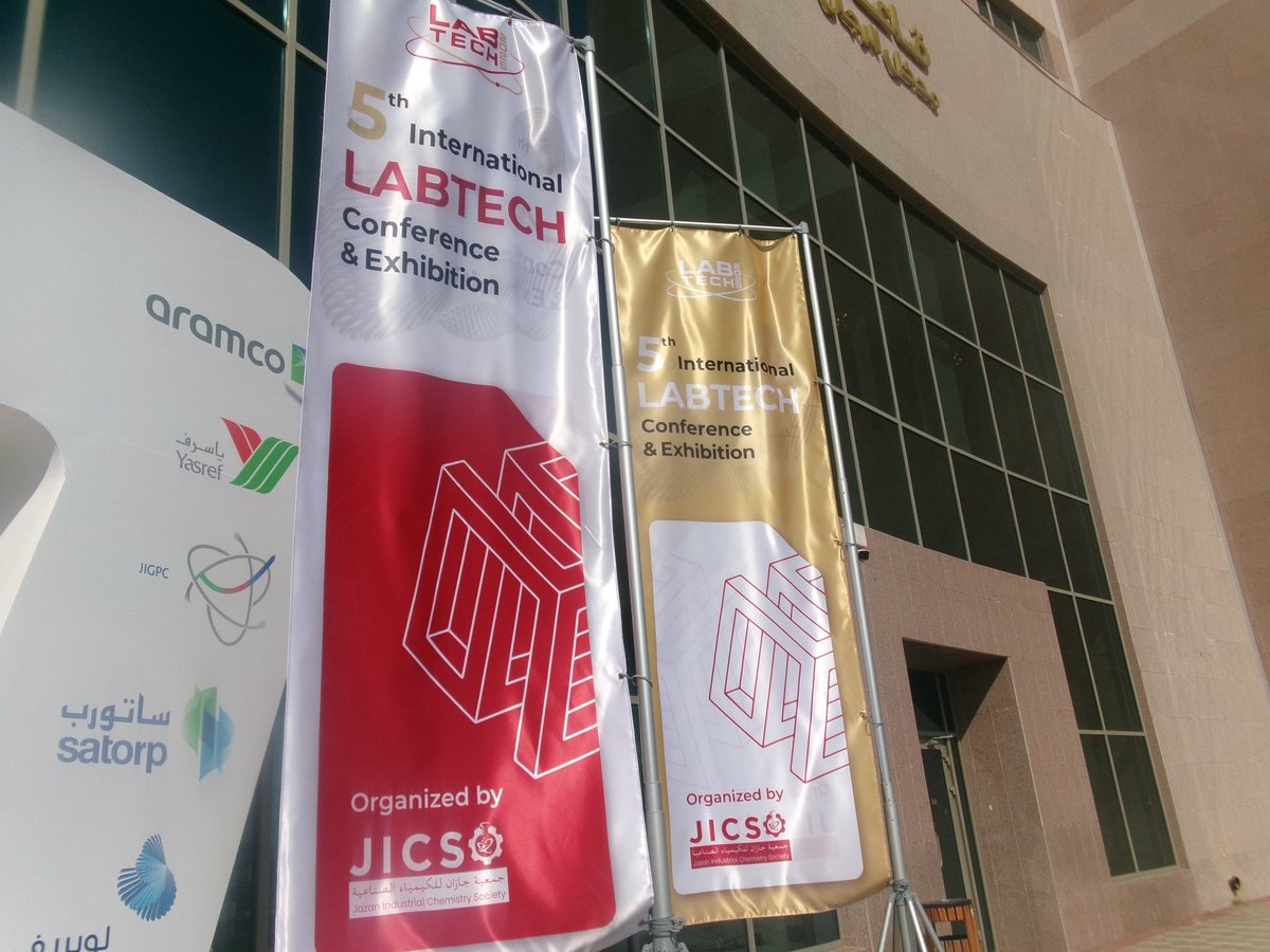 ukvsm's tweet image. حضرت مؤتمر #LabTech_2025 في جازان، وكانت تجربة جميلة ومفيدة جدًا 🧪💙
اطلعت على أحدث تقنيات المختبرات وتعرّفت على جهات علمية مميزة.
شكرًا لجامعة جازان وجمعية الكيمياء الصناعية على التنظيم الرائع ✨
تجربة تستحق الحضور فعلًا

@Jics_2100 
@Majedalmashnowi 
#JICS
#Jazan