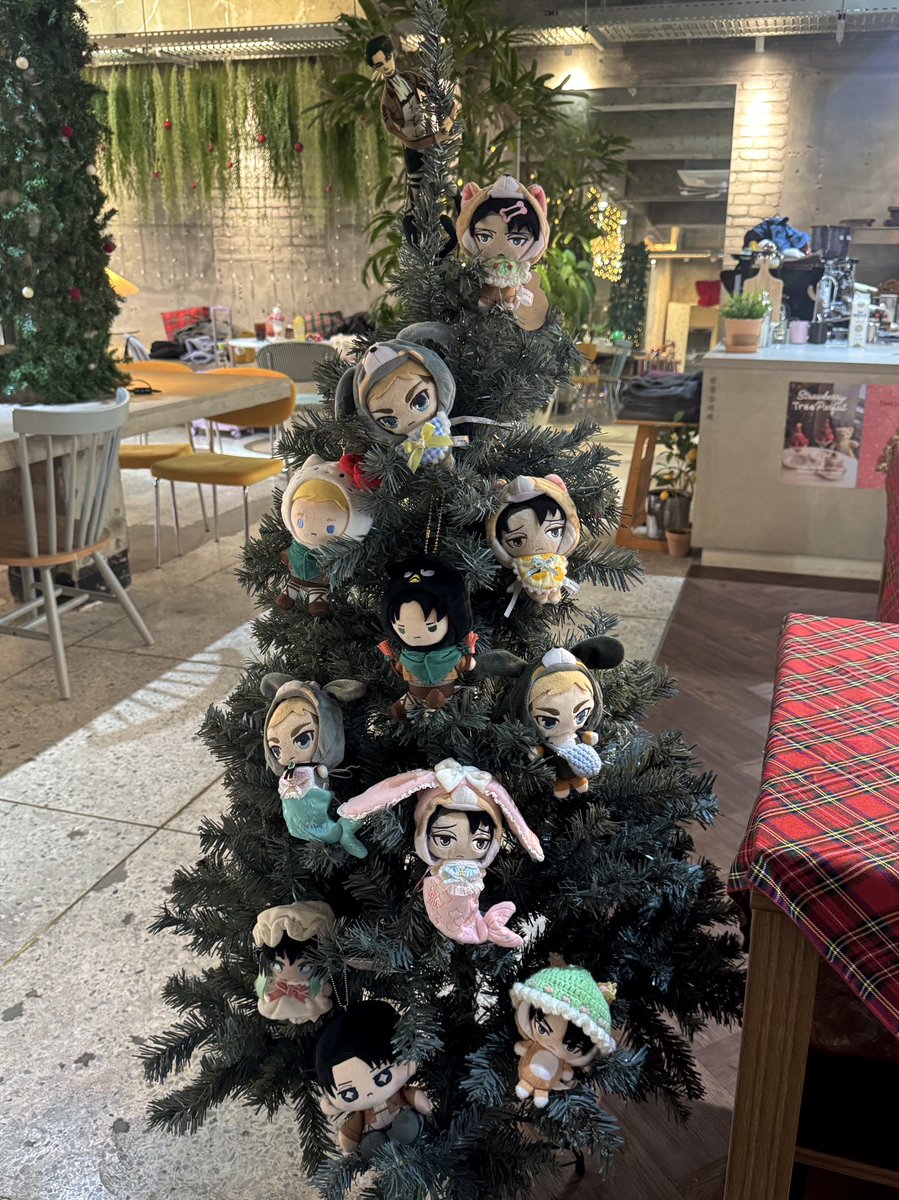 아까만 tweet media