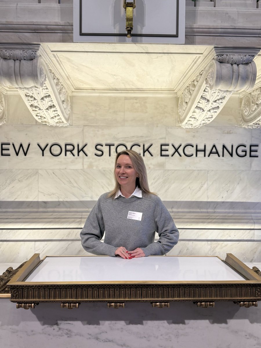 Honored to join @Fidelity at the NYSE bell ringing for the Fidelity Solana  Fund ($FSOL). A major milestone in expanding access to SOL and  strengthening the growing Solana ecosystem.