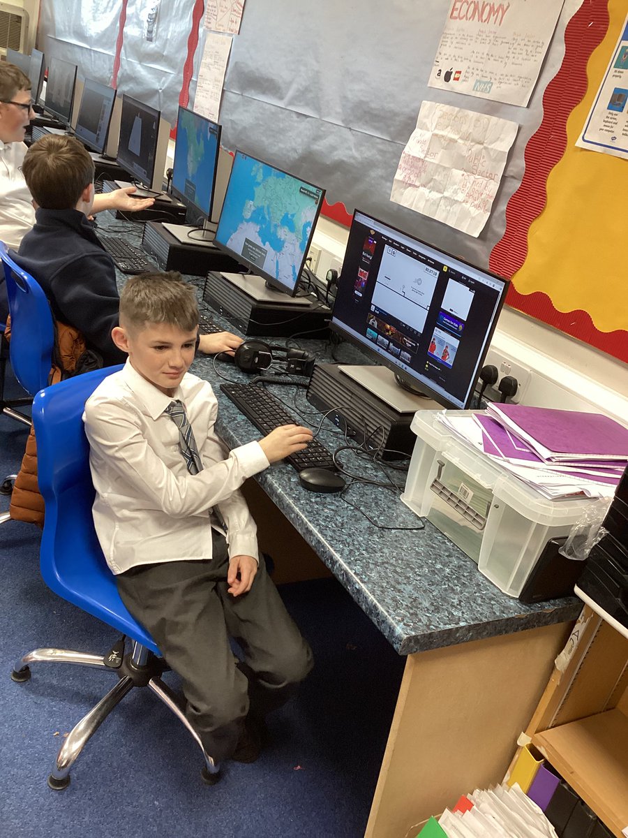 Miss McCabe tweet media