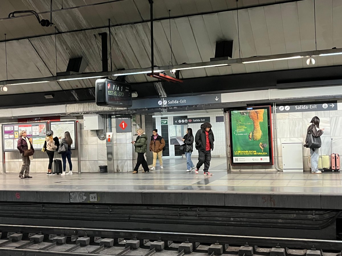 🚉 Nos ves en Cercanías porque...
🌱 La Economía Social está en nuestra Naturaleza
FECOMA impulsa un modelo empresarial sostenible, democrático y centrado en las personas.
👀 Cuéntanos si ya nos encontraste 👇
#EconomíaSocial #FECOMA #Madrid 💚