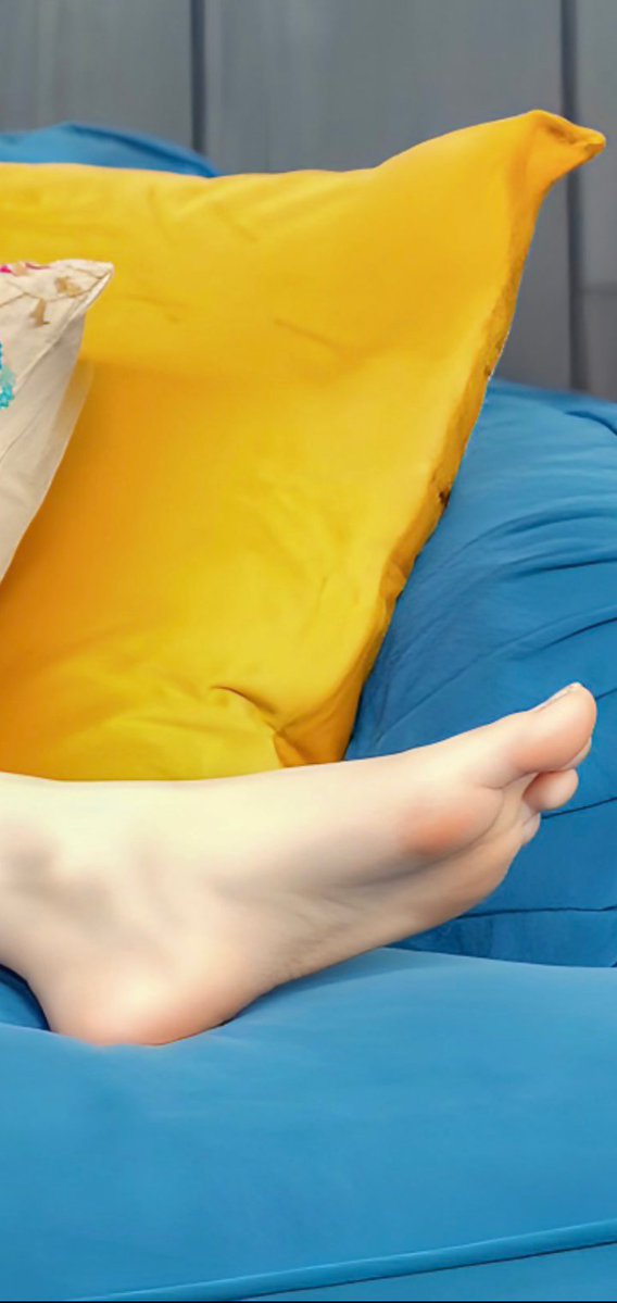 2OQ2l8nzN06srrw's tweet image. 与田祐希さん足裏
 #与田祐希 
 #足の裏