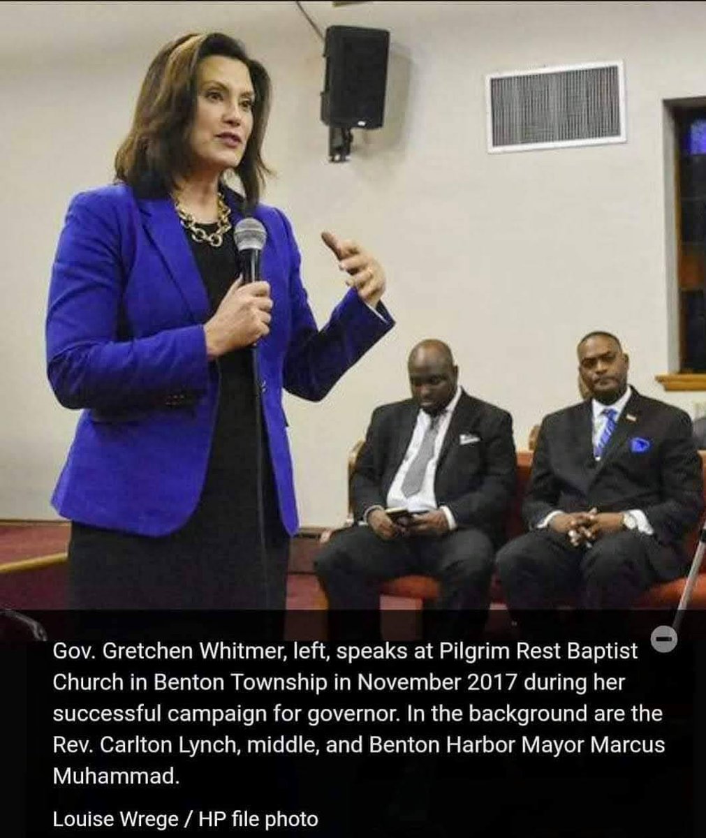 On a Fall November 8 years ago in Benton Harbor, Michigan 🔮 who would have thought that a political revolution was on the brink...#FlashbackFriday <a href="/GovWhitmer/">Governor Gretchen Whitmer</a>
