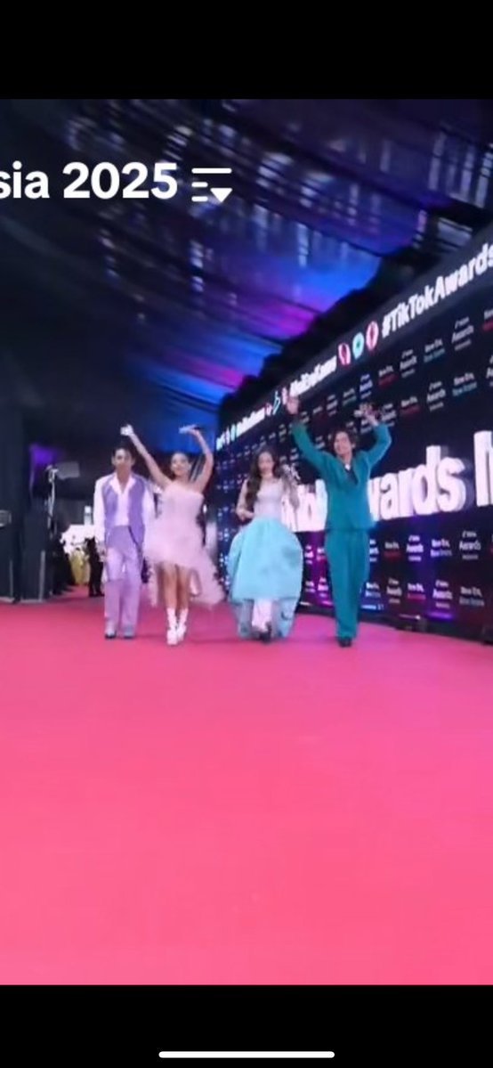 <a href="/baymaxsad/">tace</a> sayonara dulu

TIKTOK ICON MOQEEL 
#MOQEELxTIKTOKAWARDS25
#TIKTOKAwards