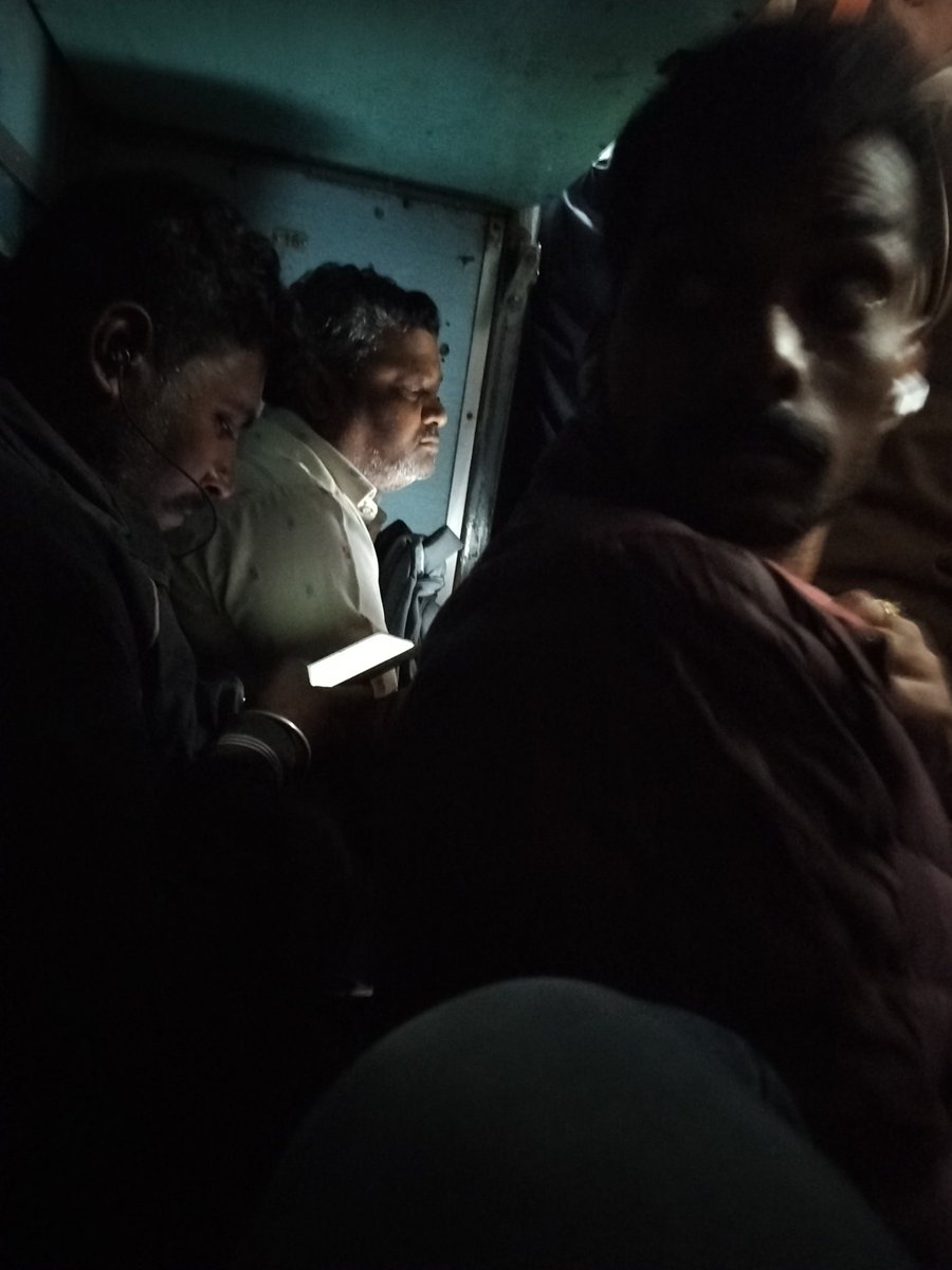 clintsman's tweet image. Traveling difficulty on indian railway reserved seats.. Seats occupied by daily travellers on reserved coaches how is it possible? Banglore to trivandrum north humsafar express.. No TTR