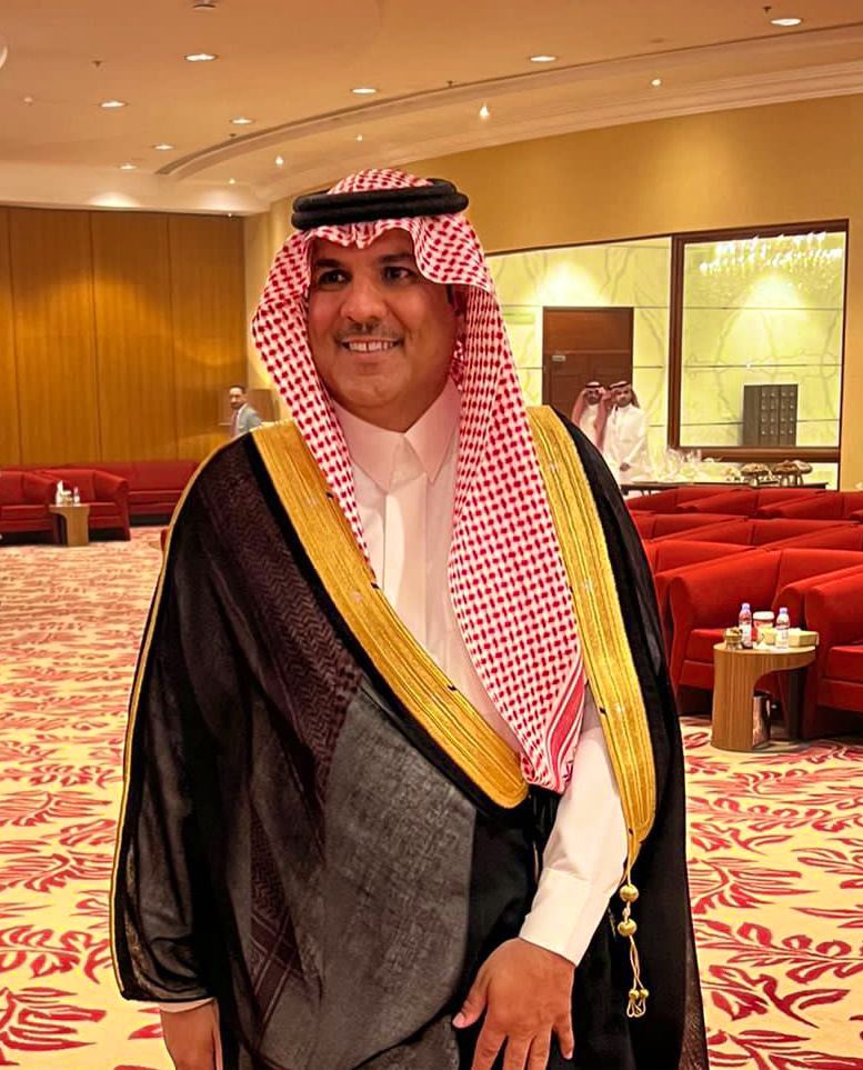 Dr_MAHER_49's tweet image. بمشاعر الفخر والاعتزاز، أبارك لأخي اللواء منصور بن عثمان أباحسين صدور قرار ترقيته إلى رتبة لواء.
أسأل الله أن يجعلها عوناً له على خدمة الدين ثم المليك والوطن، وأن يكتب له مزيداً من التقدم والرفعة.