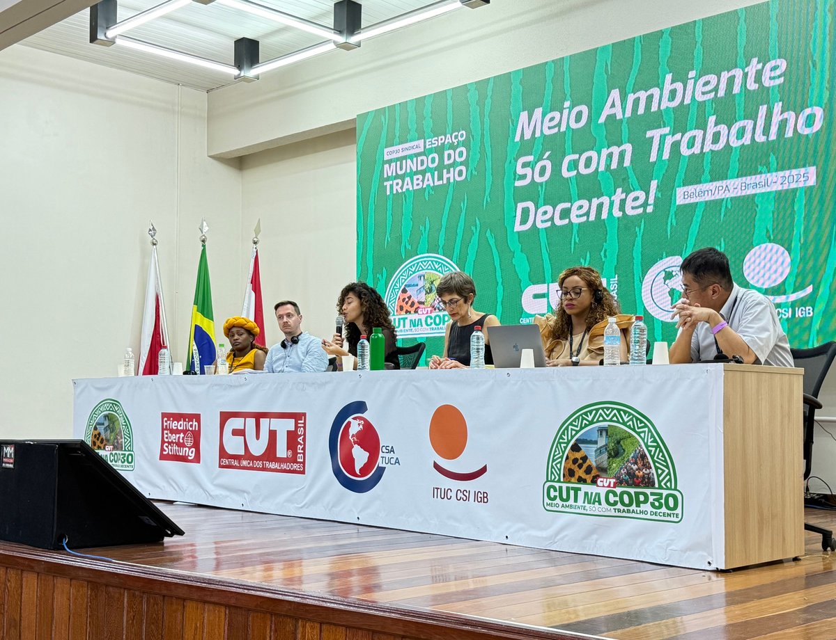 ituc's tweet image. 🌍💪 At #COP30 in Belém, trade unions from around the world united for climate justice! A powerful day of strategy, solidarity, and planning for a #JustTransition.

🗣️“Trade unions are calling for the Belém Action Mechanism #BAM to drive a global, fair, and funded Just…